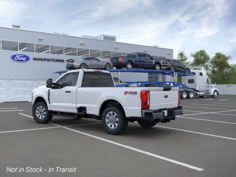 2025 Ford F-350 XLT photo 4