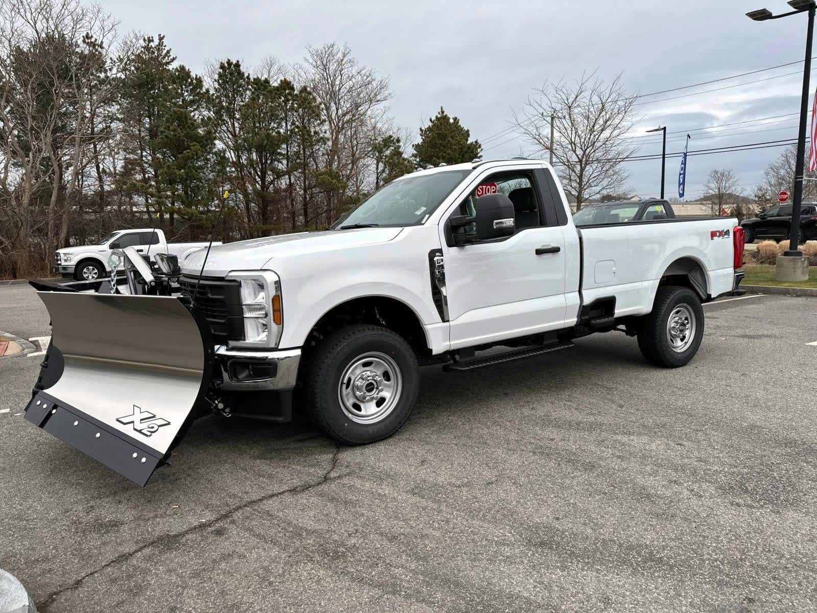 2026 Ford F-350 Super Duty XL's photo