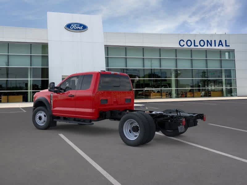 2026 Ford F-550 photo 3