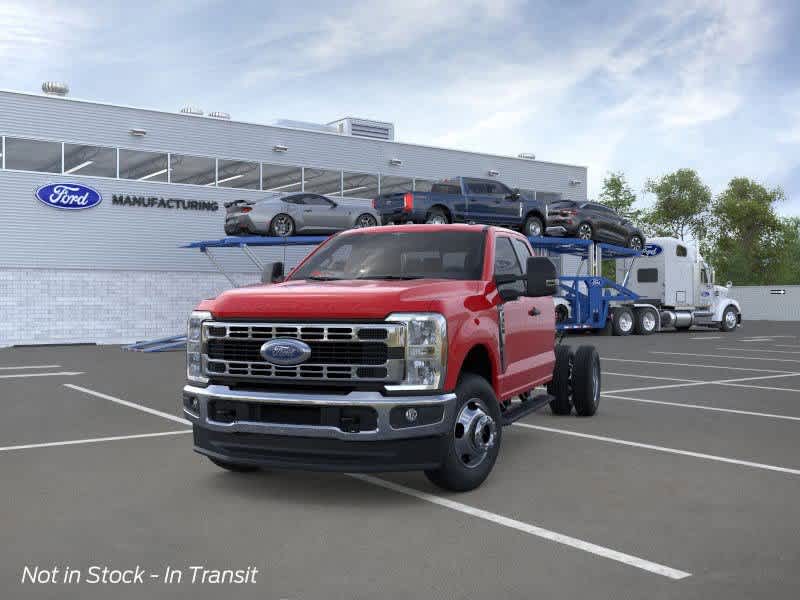 2026 Ford F-350 photo 2