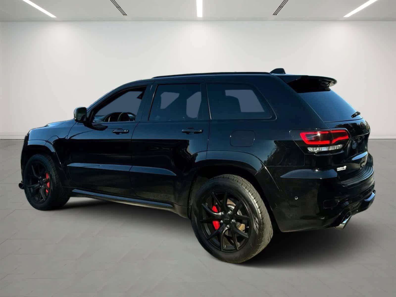 2019 Jeep Grand Cherokee SRT8 photo 3