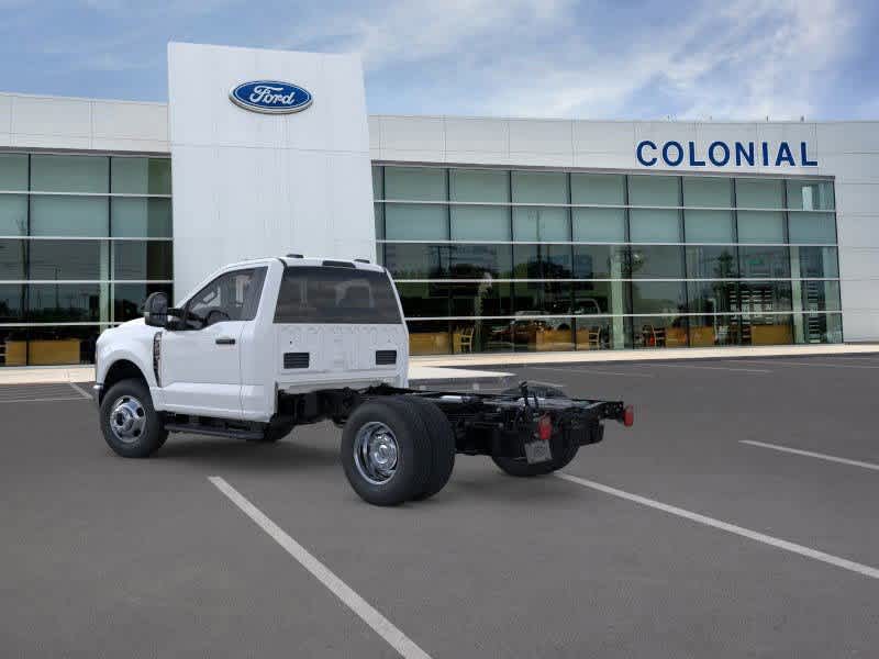 2026 Ford F-350 XL photo 3