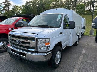 2026 Ford E-350 Cutaway Truck