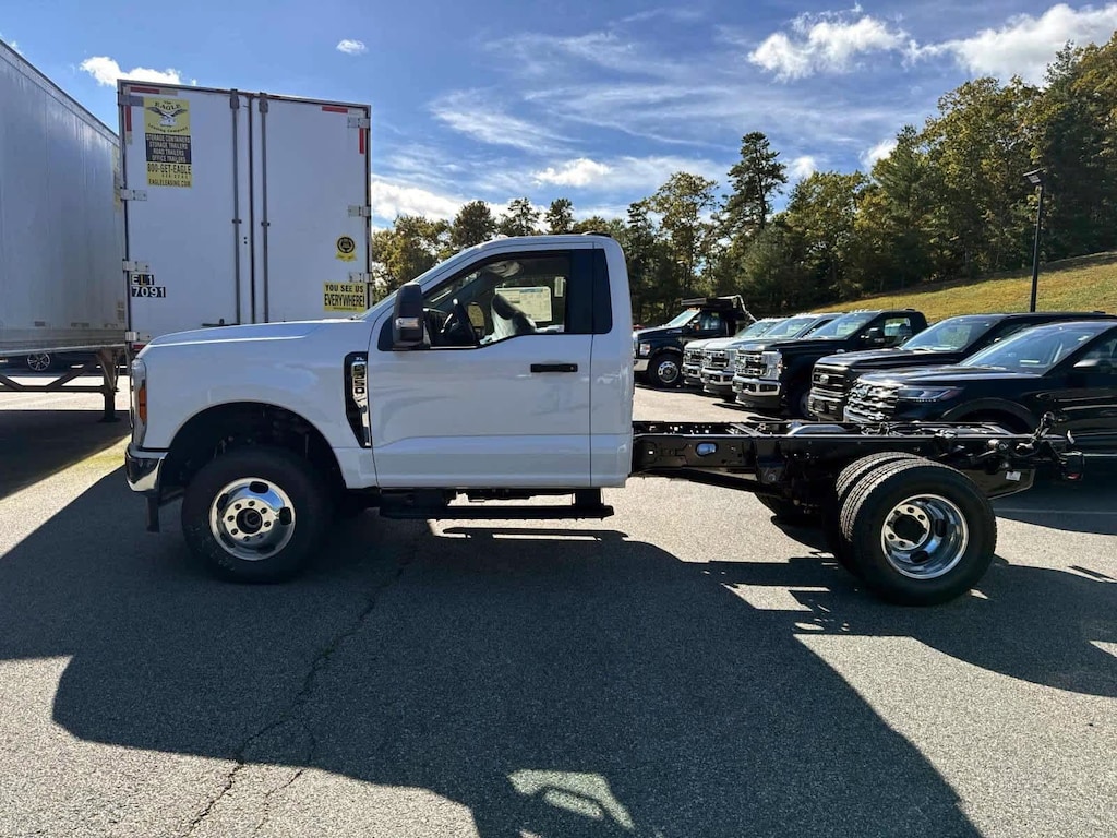 New 2026 Ford F-350 Chassis Truck Regular Cab