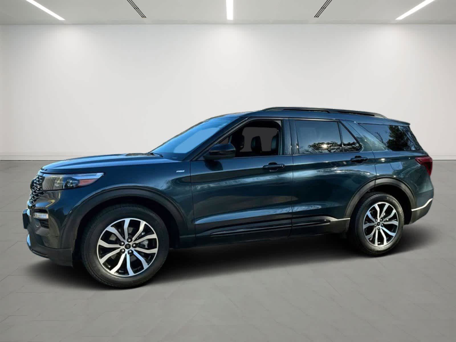 2024 Ford Explorer ST Line's photo