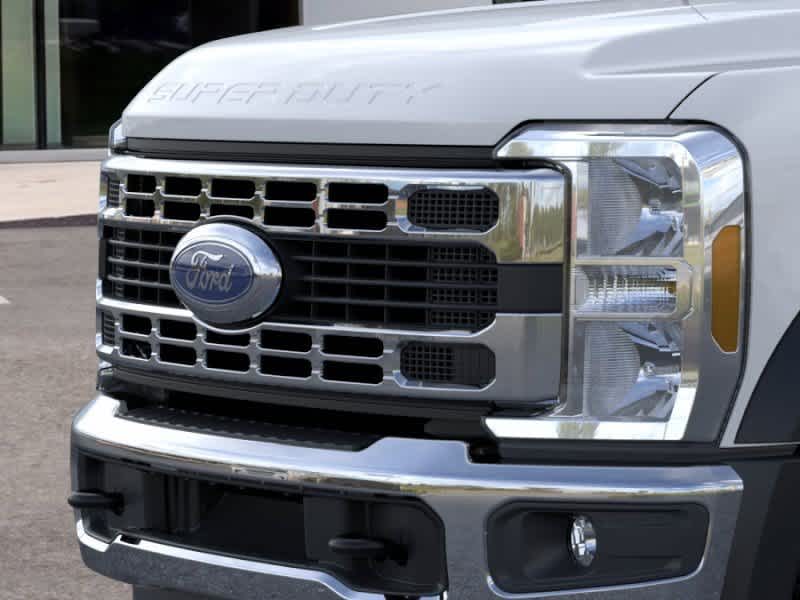 2025 Ford F-600 Super Duty Chassis Cab XL - Photo 17