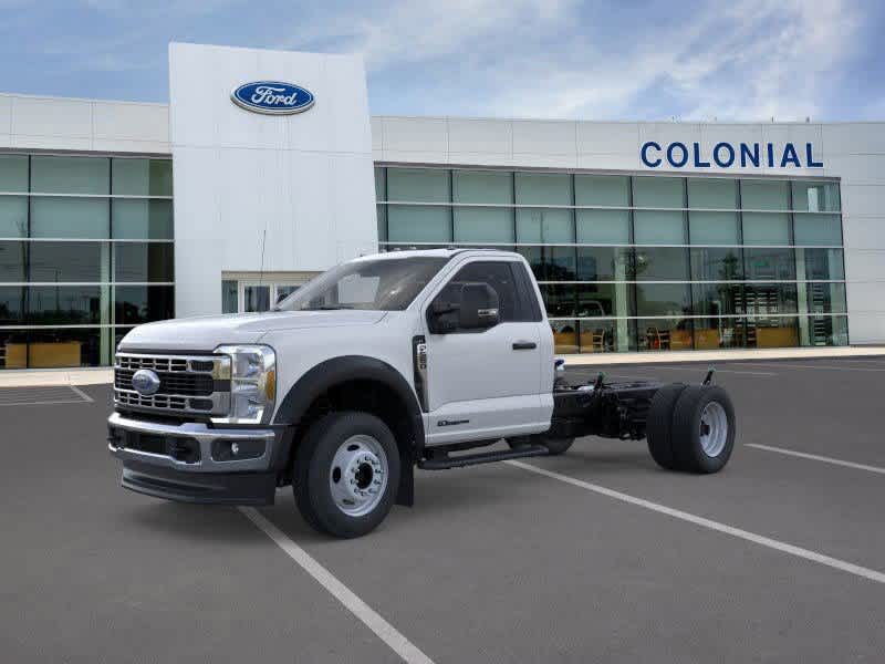 2025 Ford F-550 Super Duty Chassis Cab XL's photo