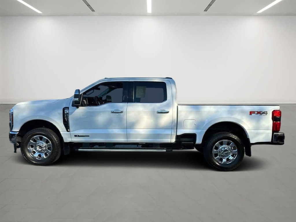 Used 2024 Ford Super Duty F-350 SRW Lariat