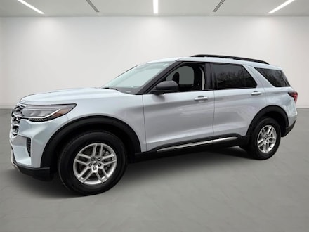 2025 Ford Explorer Active 4WD