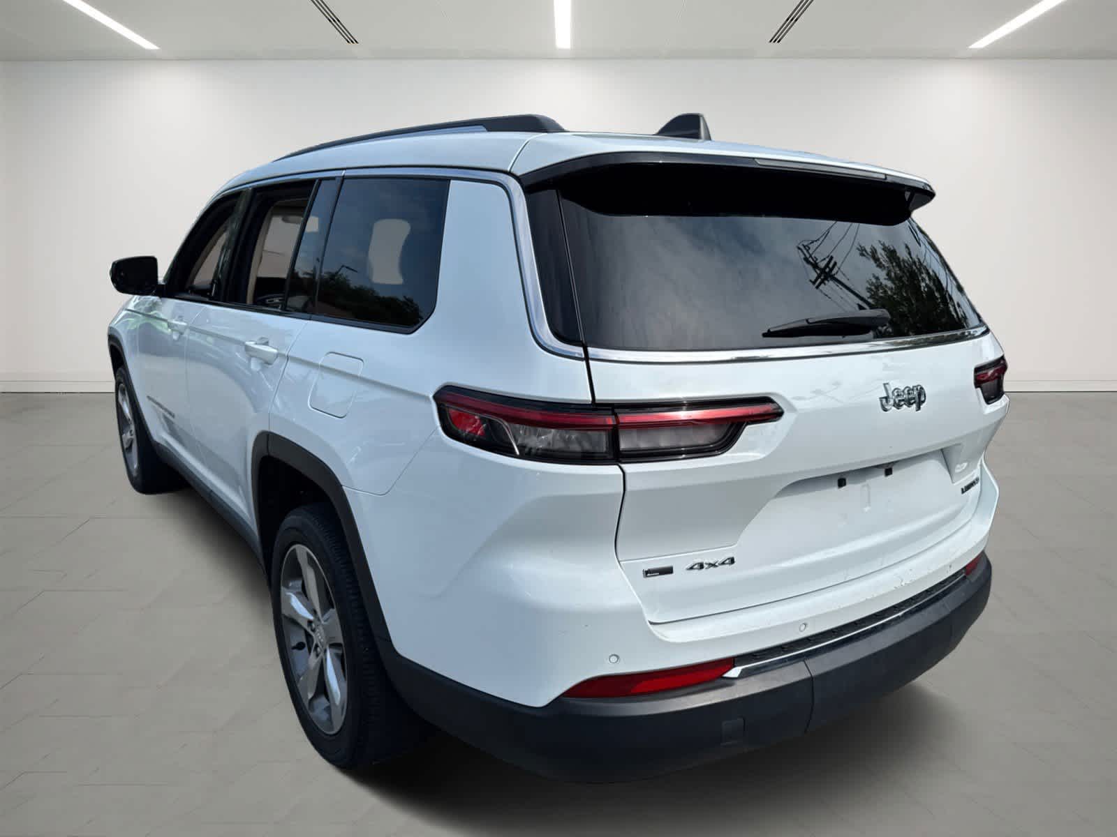 2022 Jeep Grand Cherokee Limited photo 4