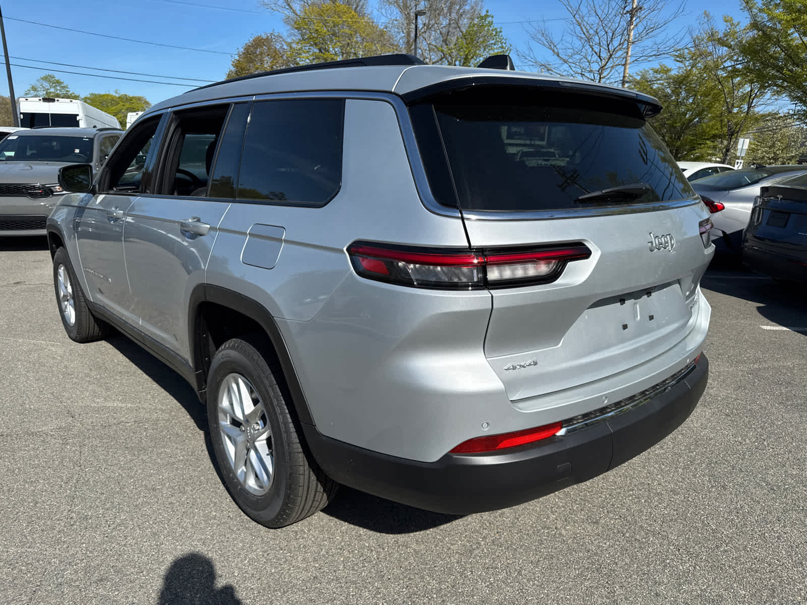 2025 Jeep Grand Cherokee Laredo X photo 4