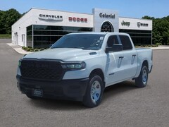 2026 Ram 1500 TRADESMAN CREW CAB 4X4 5'7 BOX Pickup