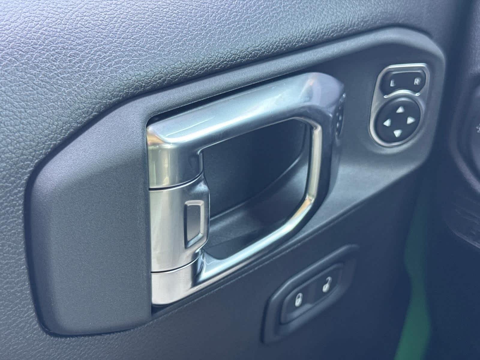 2025 Jeep Wrangler 2-Door Sport S - Photo 23