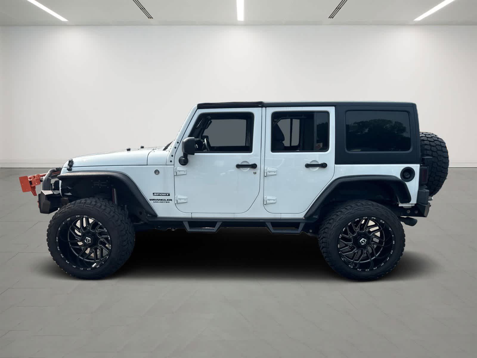 2017 Jeep Wrangler Unlimited Sport photo 3