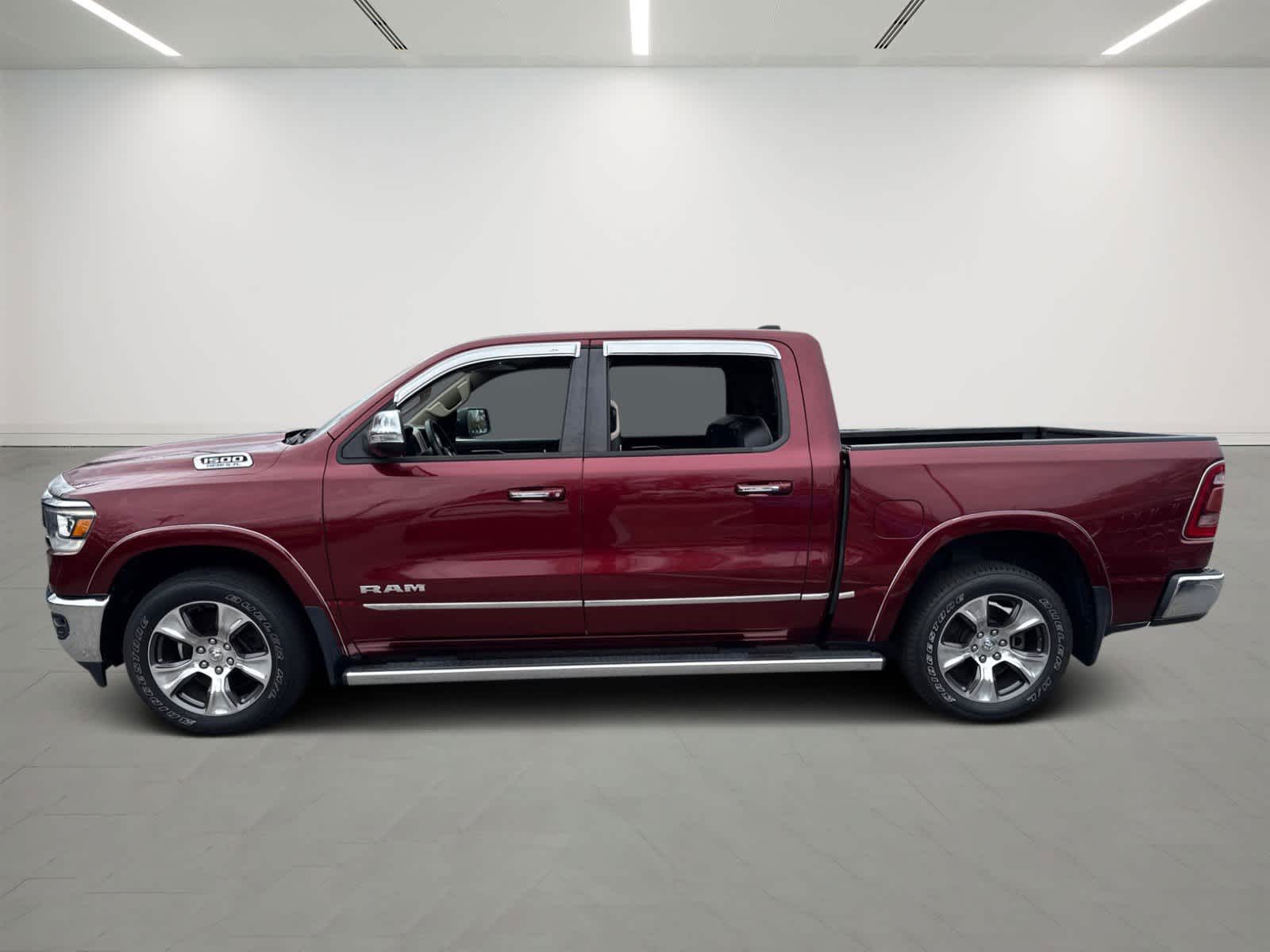 2019 Ram 1500 Laramie photo 3