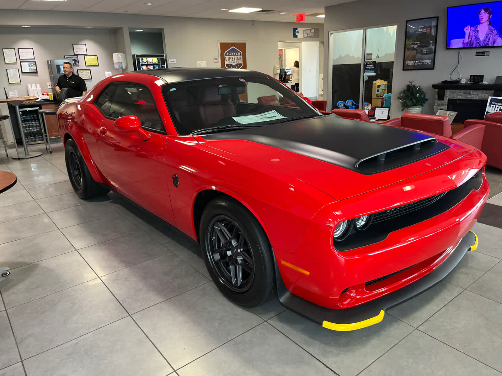 2023 Dodge Challenger SRT - Photo 6