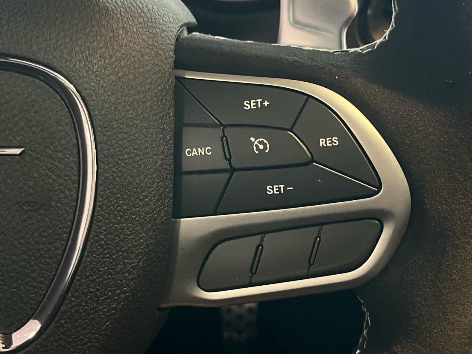 2023 Dodge Challenger SRT - Photo 19