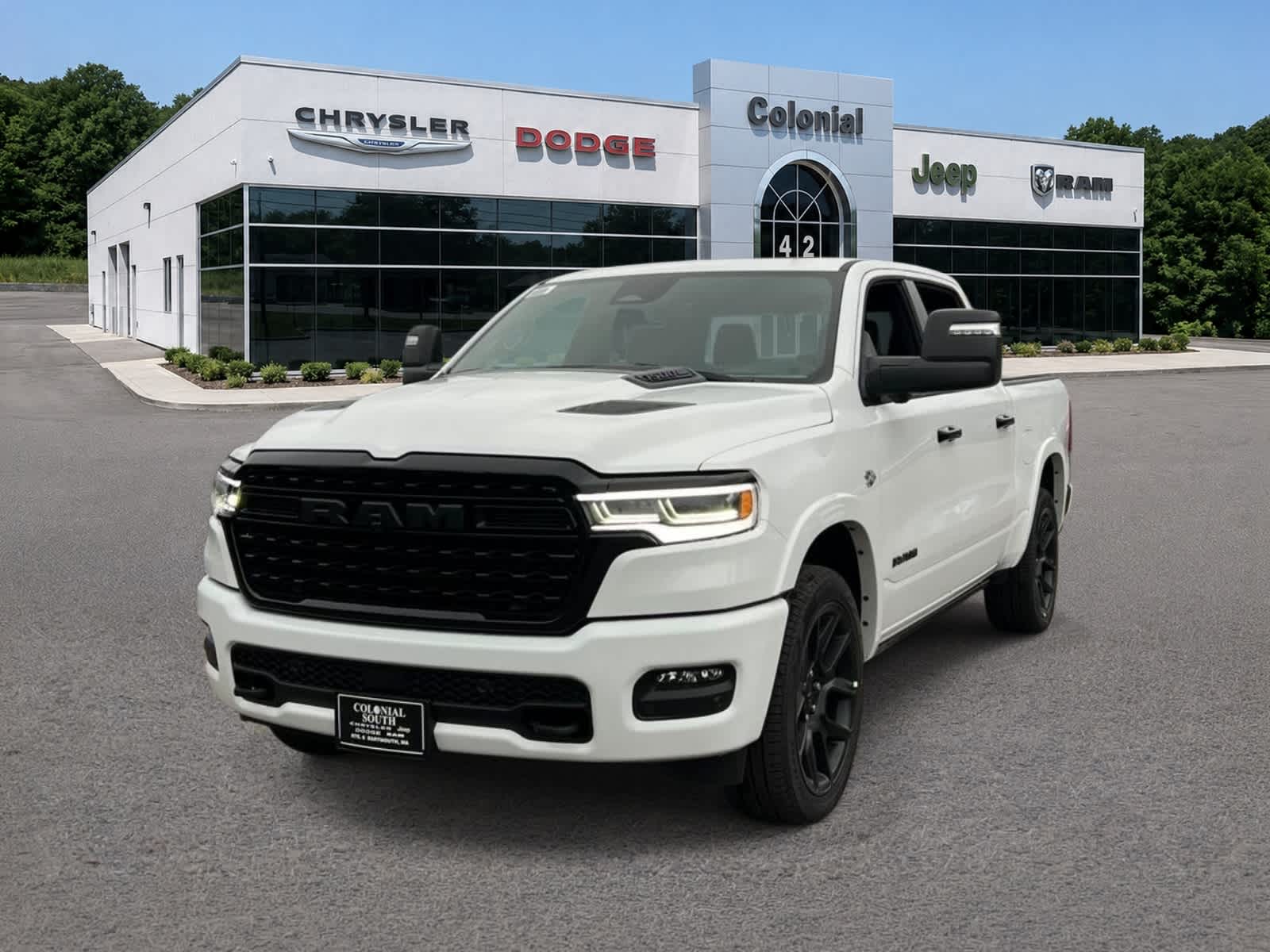 2026 Ram 1500 LIMITED CREW CAB 4X4 5'7 BOX Pickup