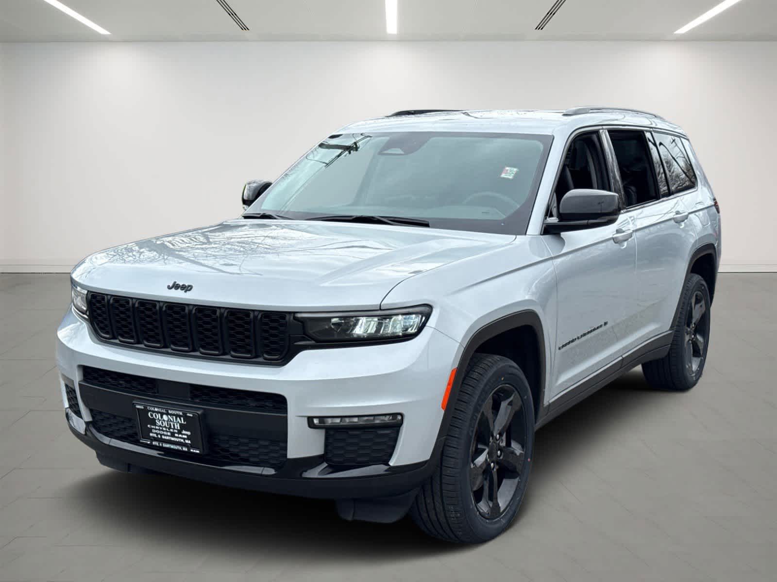 2023 Jeep Grand Cherokee L Limited's photo