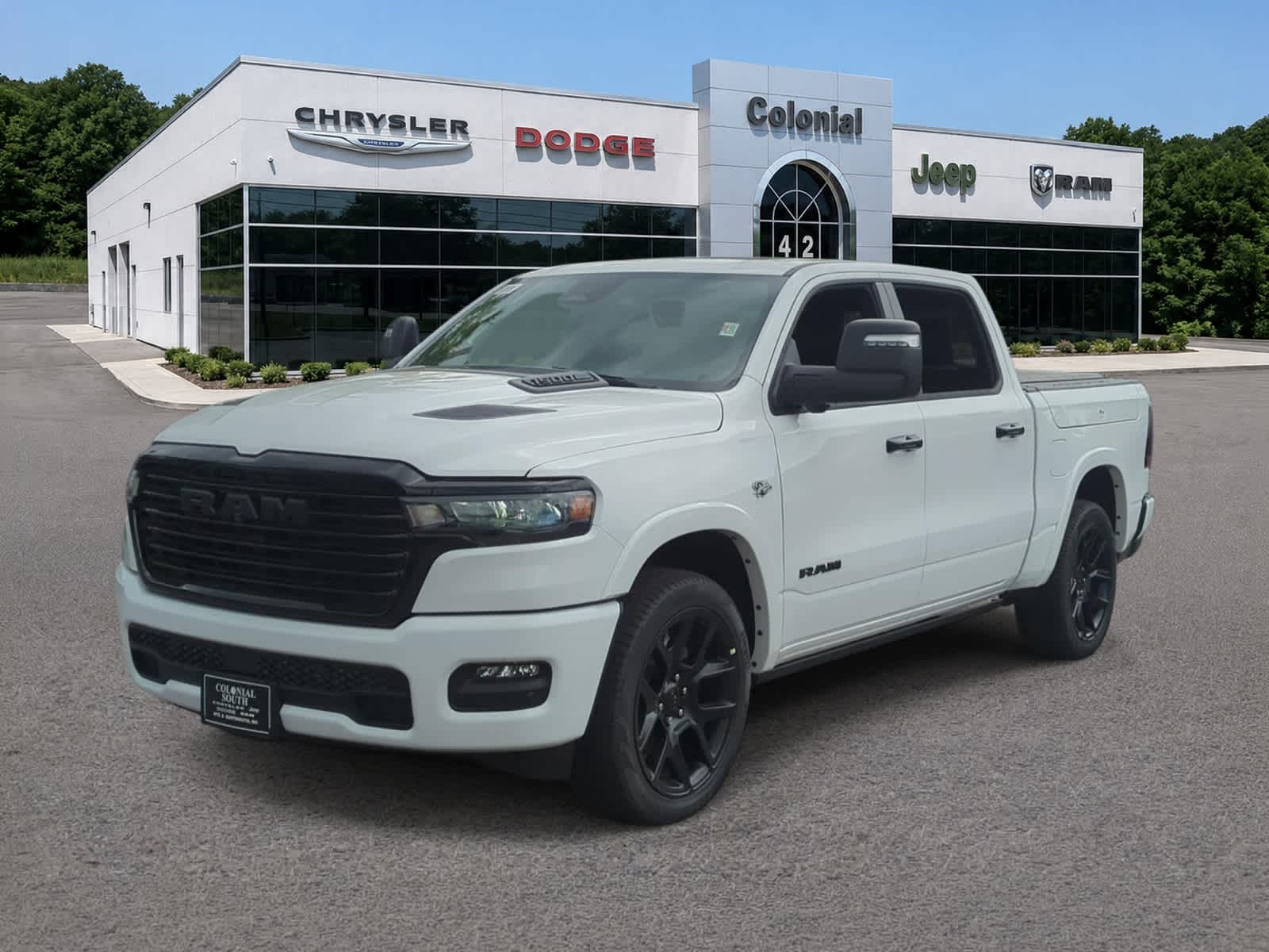 2026 Ram 1500 LARAMIE CREW CAB 4X4 5'7 BOX Pickup