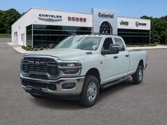2026 Ram 2500 TRADESMAN CREW CAB 4X4 8' BOX Pickup
