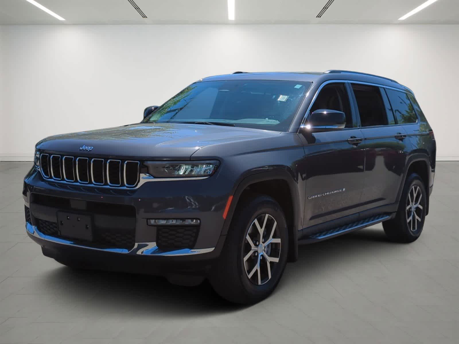 2023 Jeep Grand Cherokee L Limited 4x4's photo