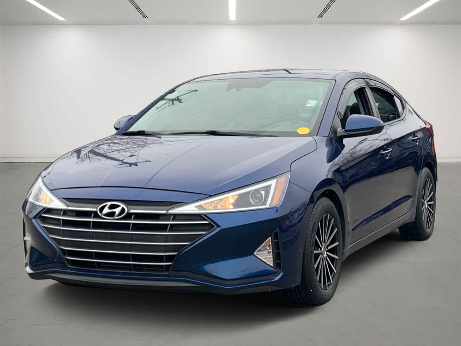 Used 2020 Hyundai Elantra SE with VIN 5NPD74LF0LH607558 for sale in Dartmouth, MA
