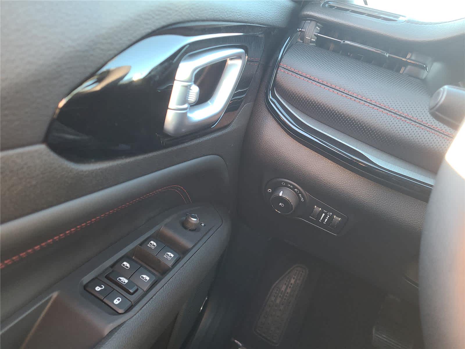 2024 Jeep Compass Trailhawk - Photo 27