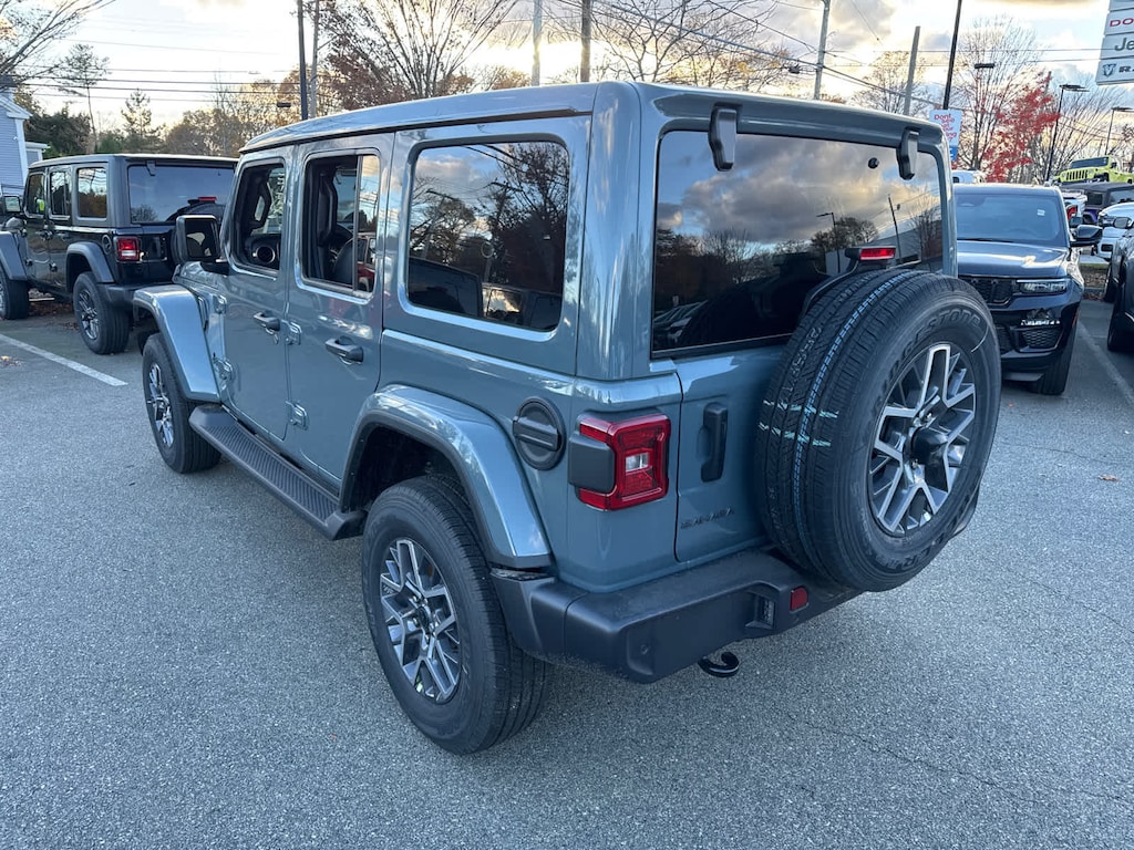 New 2026 Jeep Wrangler 4-DOOR SAHARA Sport Utility
