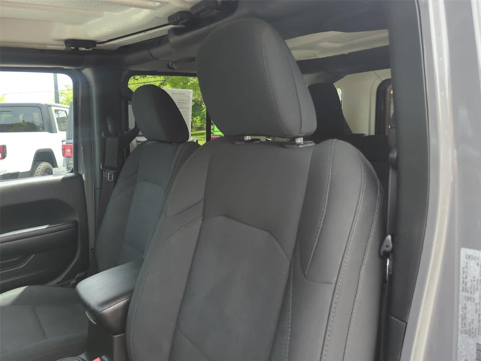 2021 Jeep Wrangler Unlimited Sport S - Photo 15