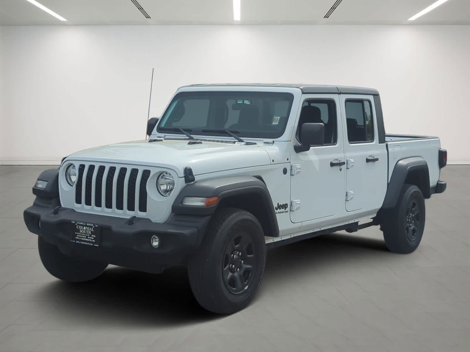 2022 Jeep Gladiator Sport's photo
