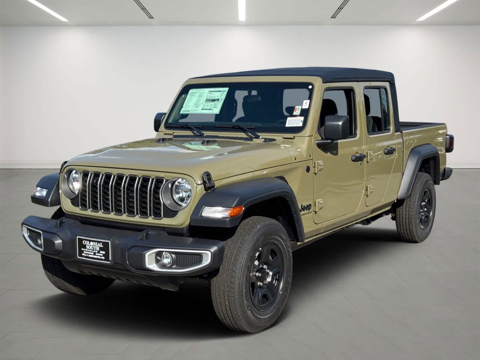2025 Jeep Gladiator Sport's photo