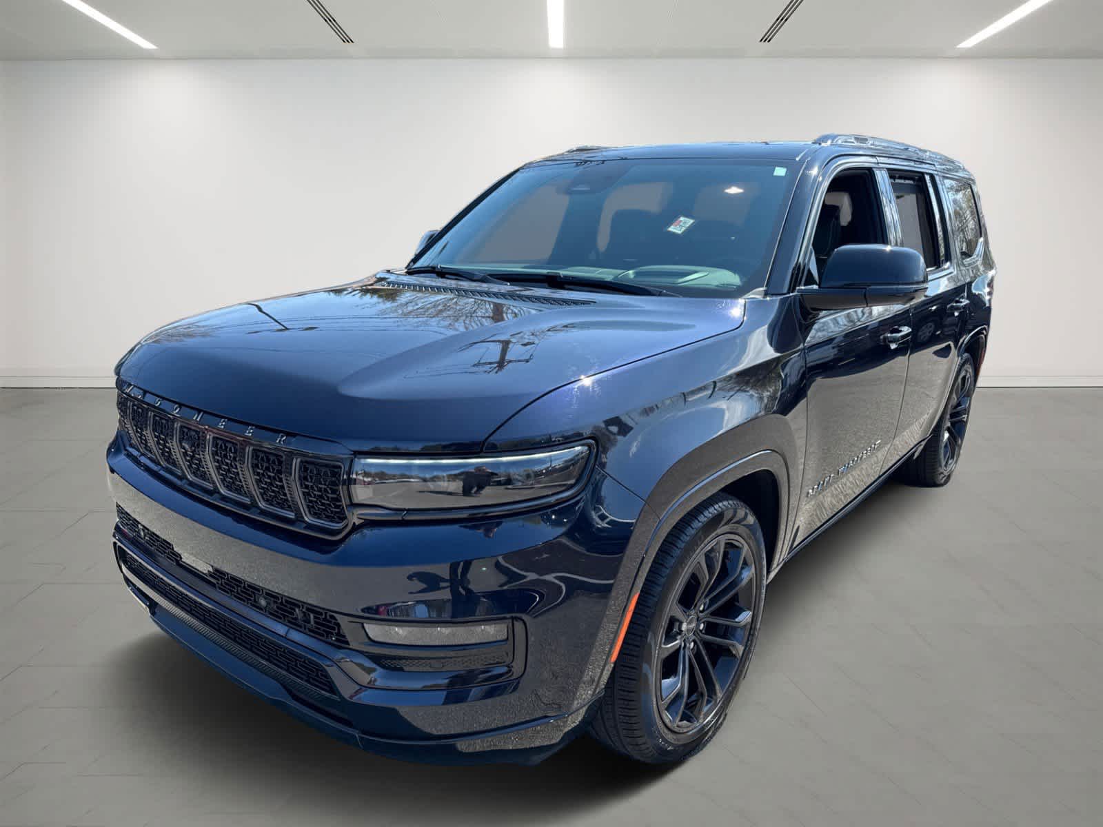2024 Jeep Grand Wagoneer II photo 2
