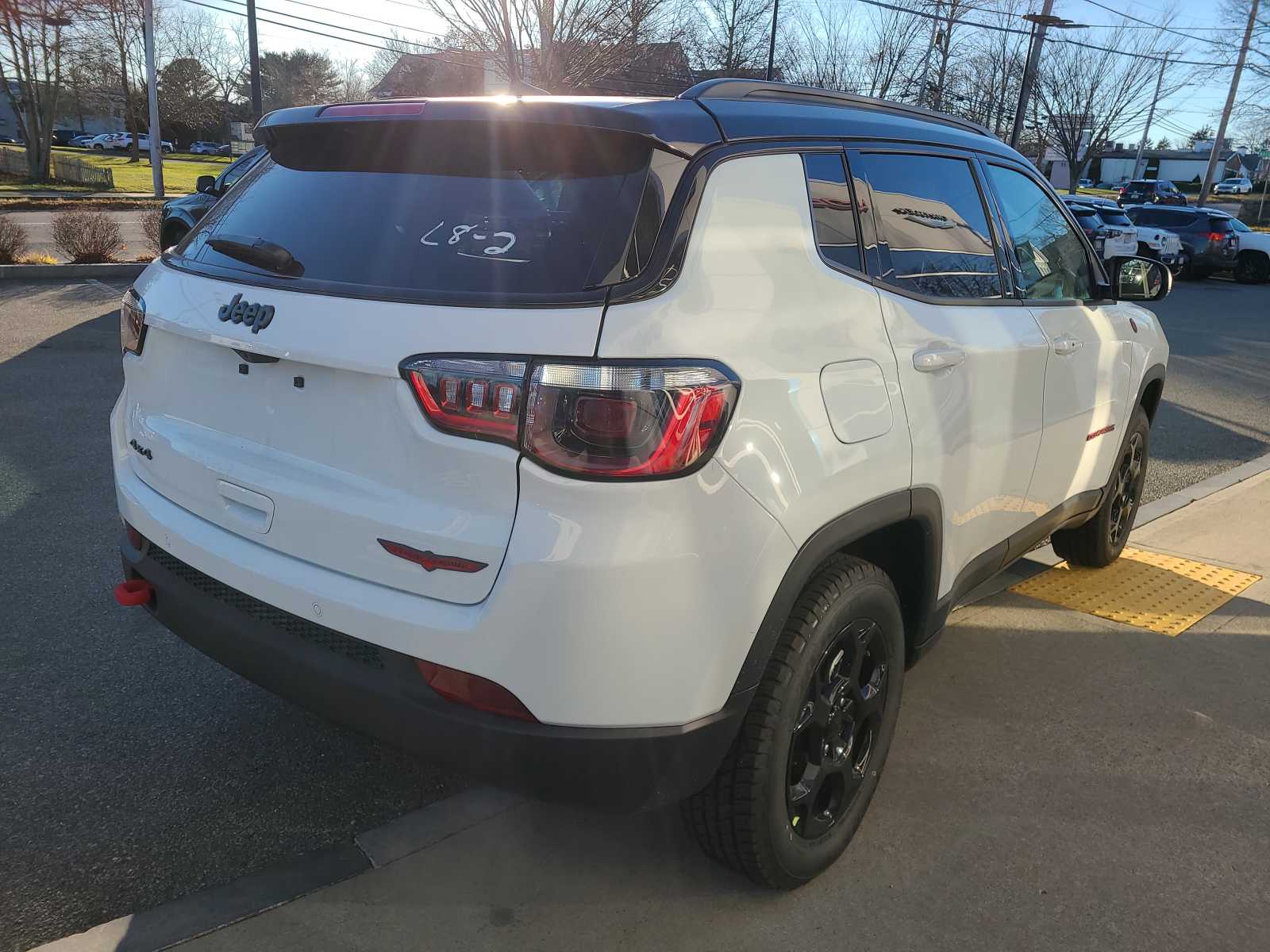 2024 Jeep Compass Trailhawk photo 4