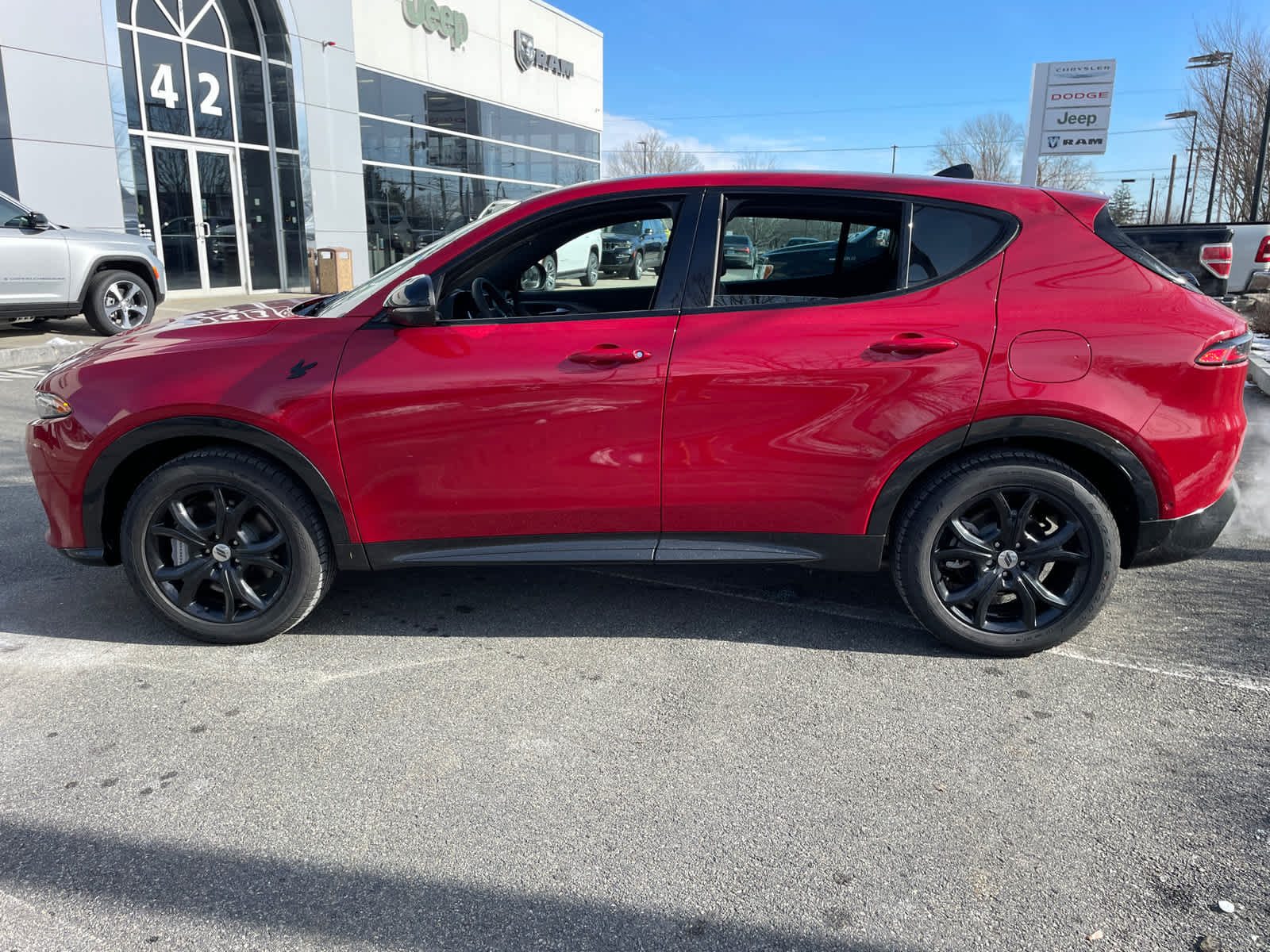 2024 Dodge Hornet R/T Plus photo 2