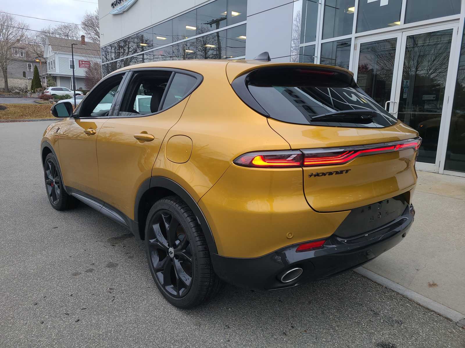2024 Dodge Hornet R/T photo 3