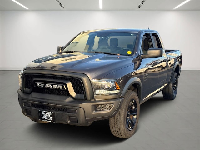 2022 Ram 1500 Classic SLT Truck Quad Cab
