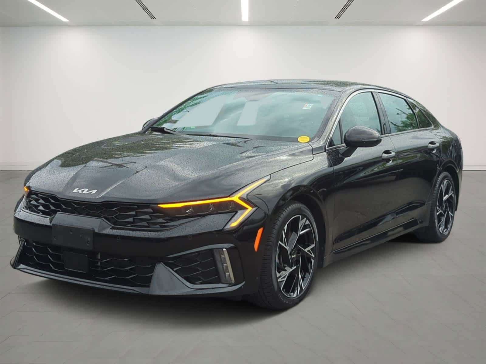 2025 Kia Optima GT-Line AWD's photo