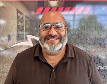 Staff member Javier Cortes from ID_e067bf93d19e