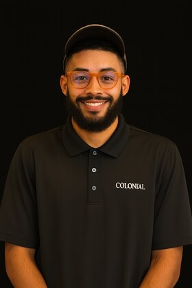 Staff member Eliezer Sanchez from ID_e067bf93d19e