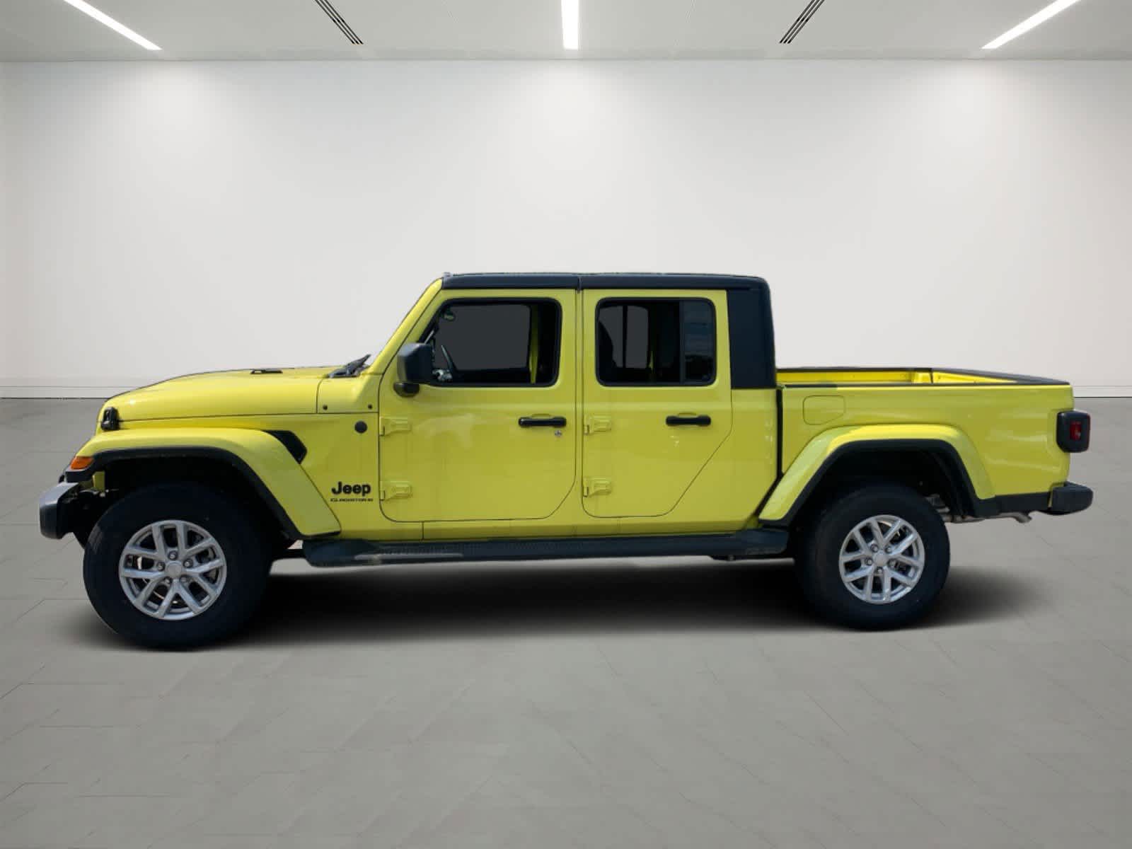 2023 Jeep Gladiator Sport S photo 3