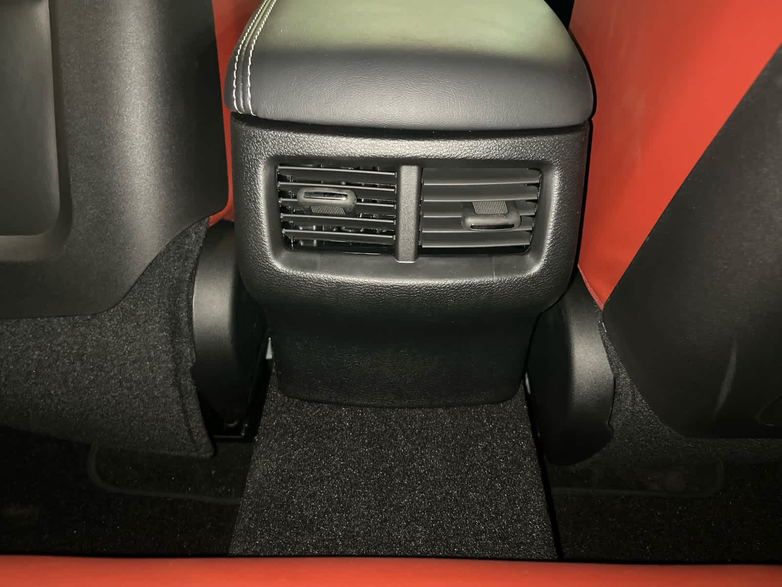 2023 Dodge Challenger SRT - Photo 32
