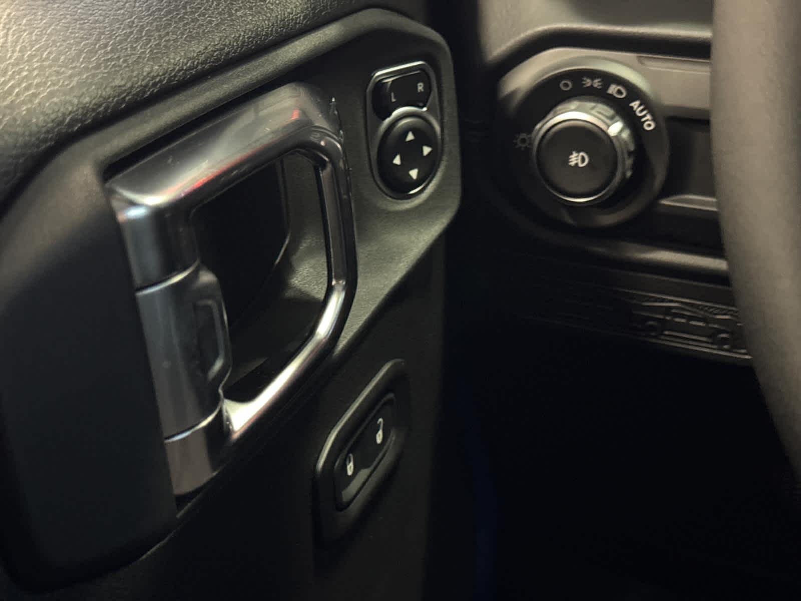 2026 Jeep Wrangler 2-Door Rubicon - Photo 21