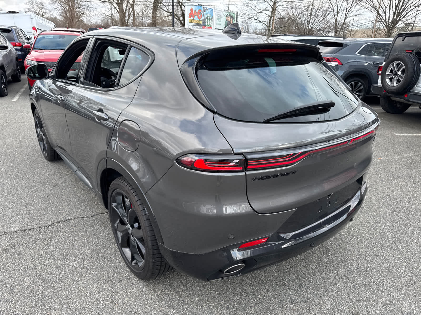 2024 Dodge Hornet R/T Plus photo 4