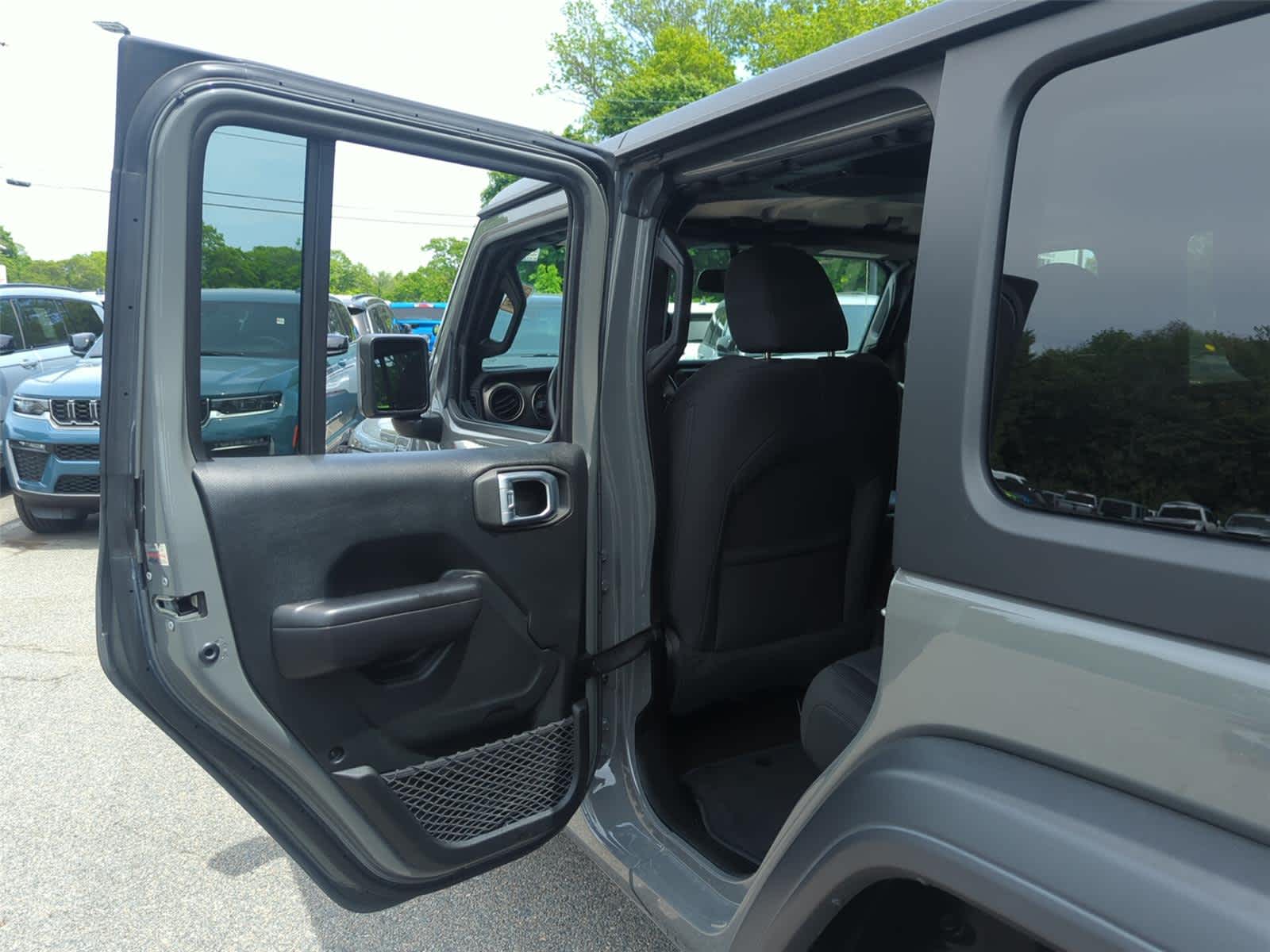 2021 Jeep Wrangler Unlimited Sport S - Photo 25