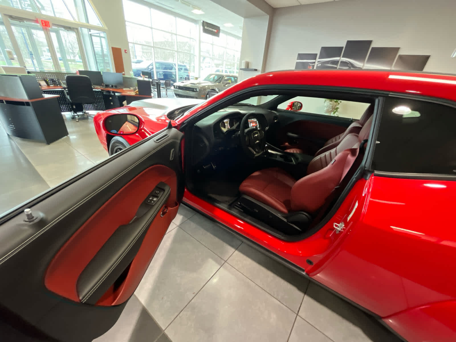 2023 Dodge Challenger SRT - Photo 13