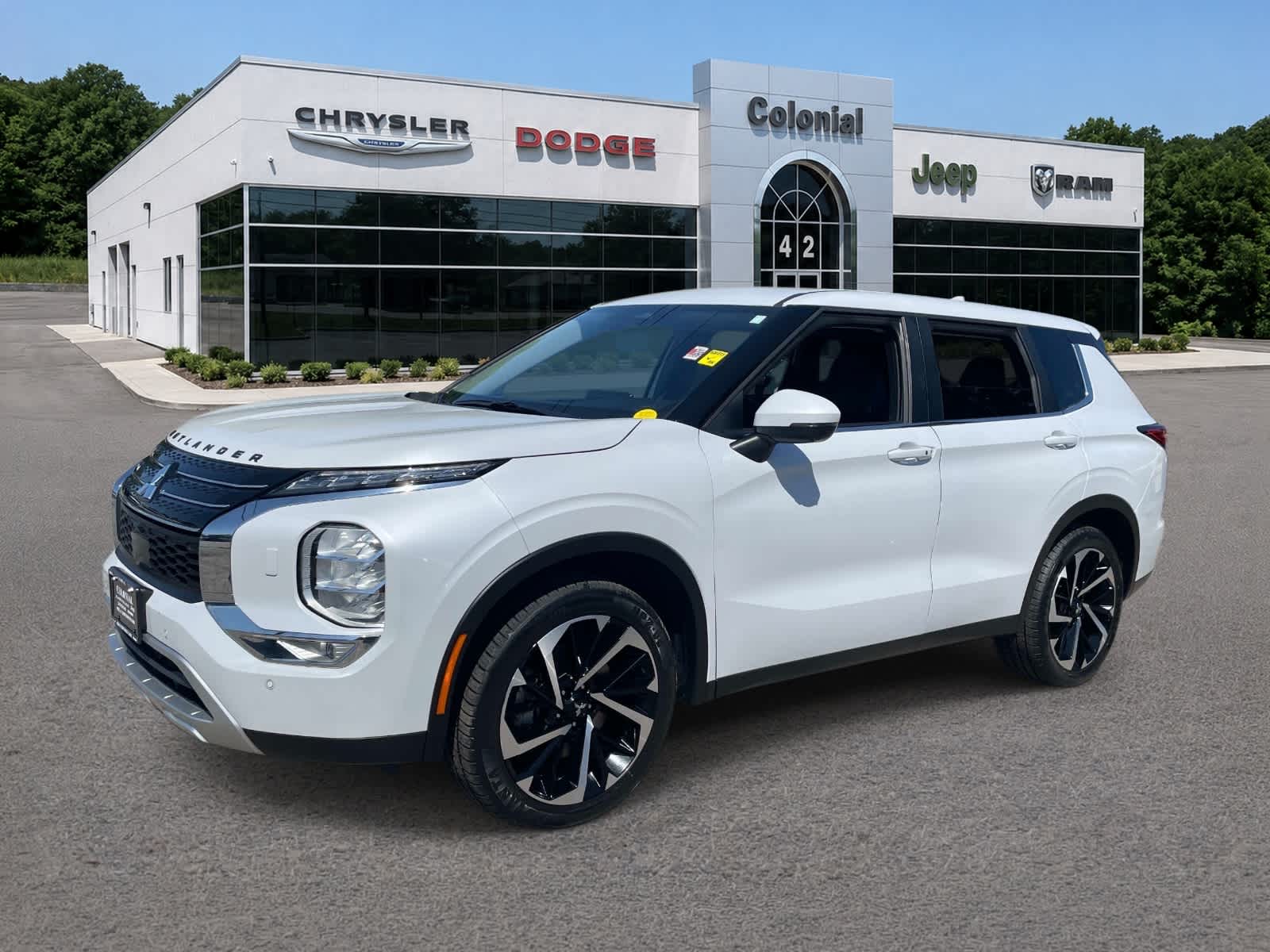 2024 Mitsubishi Outlander