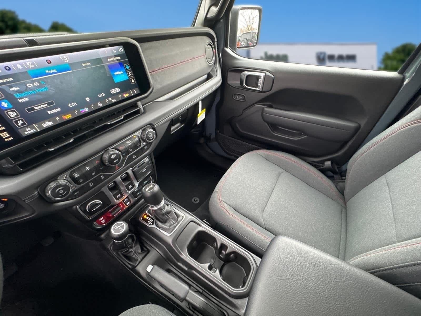 2026 Jeep Wrangler 2-Door Rubicon - Photo 24