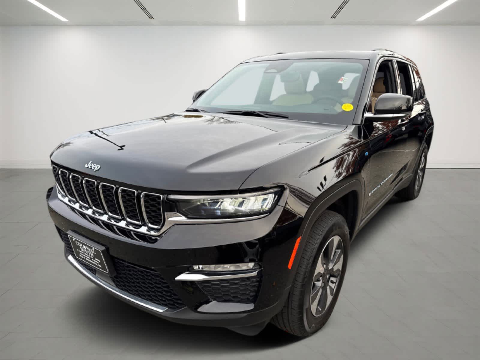 2022 Jeep Cherokee Limited 4xe photo 2