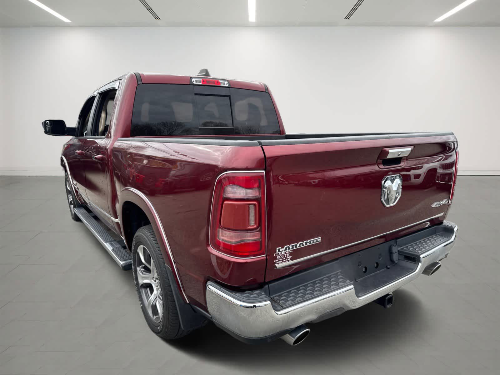 2019 Ram 1500 Laramie photo 4